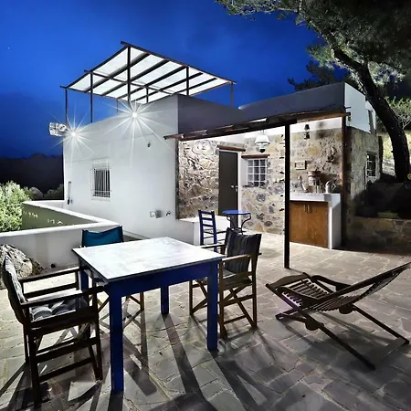 Villa M - With Private Pool And Yard