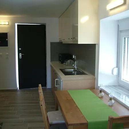 M - With Private Pool And Yard